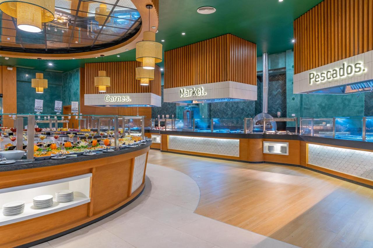 Caribe Deluxe Princess Punta Cana Esterno foto The Market buffet