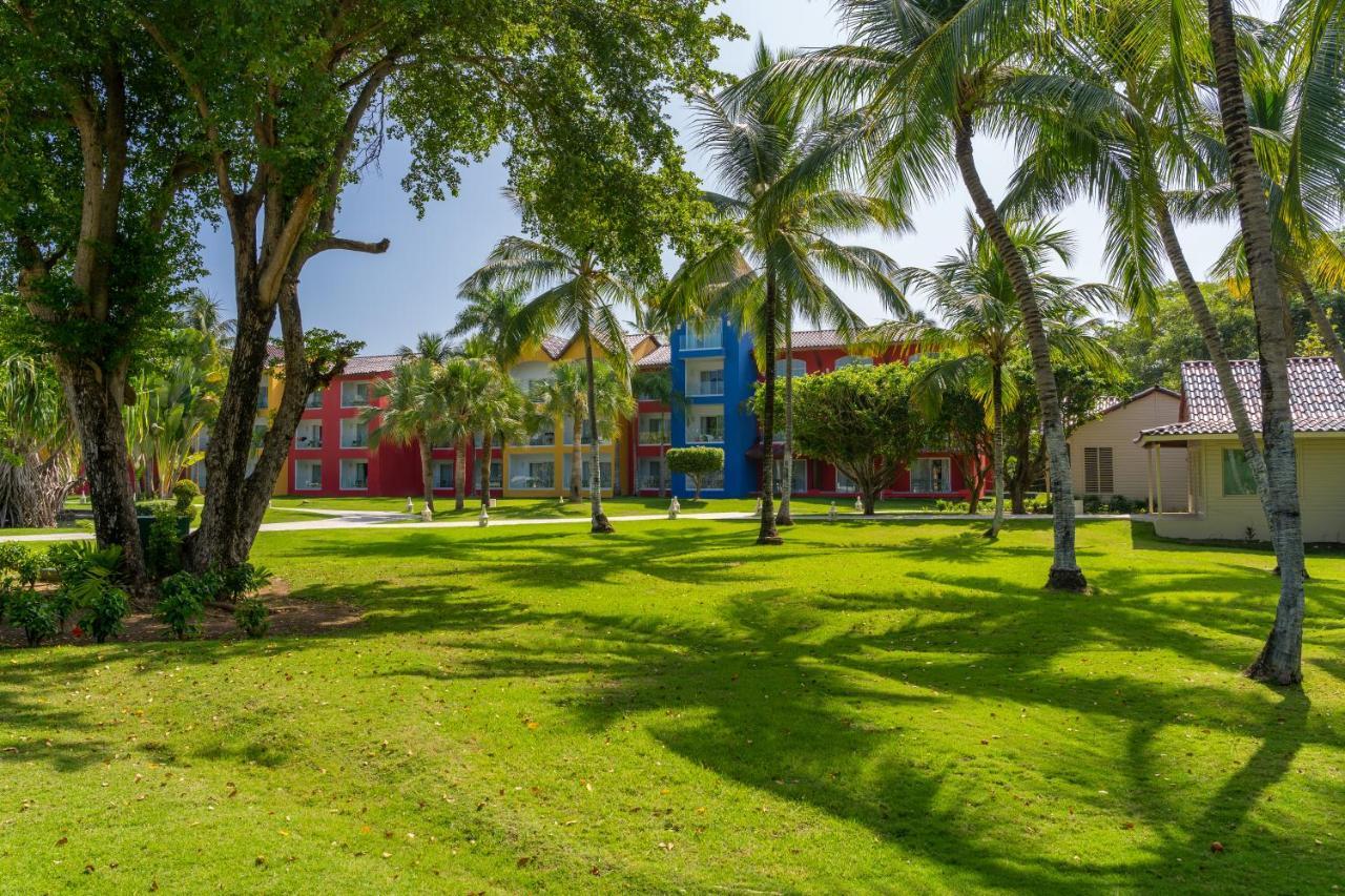 Caribe Deluxe Princess Punta Cana Esterno foto The Village at Florida International University