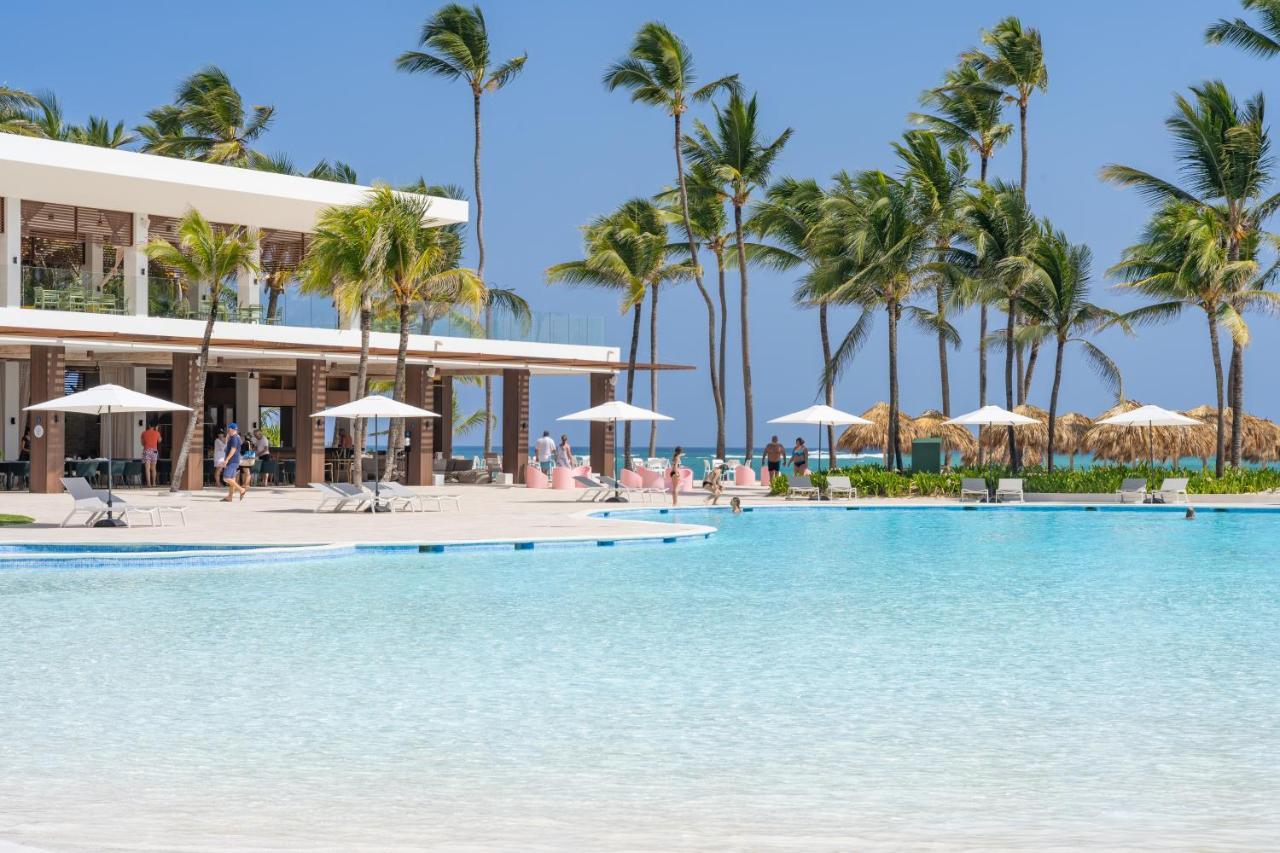 Caribe Deluxe Princess Punta Cana Esterno foto The pool at the Hard Rock Hotel & Casino Punta Cana