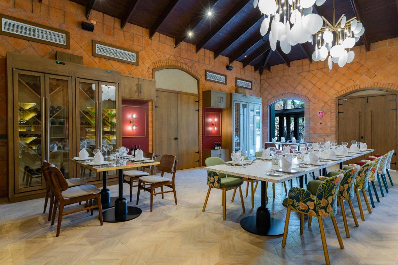 Caribe Deluxe Princess Punta Cana Esterno foto Restaurant interior