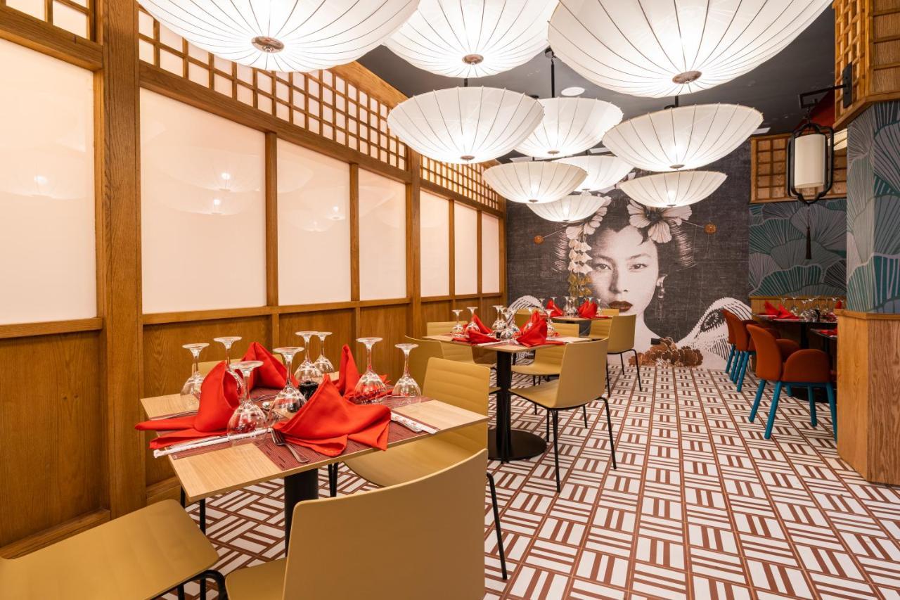 Caribe Deluxe Princess Punta Cana Esterno foto Interior of a restaurant in Paris