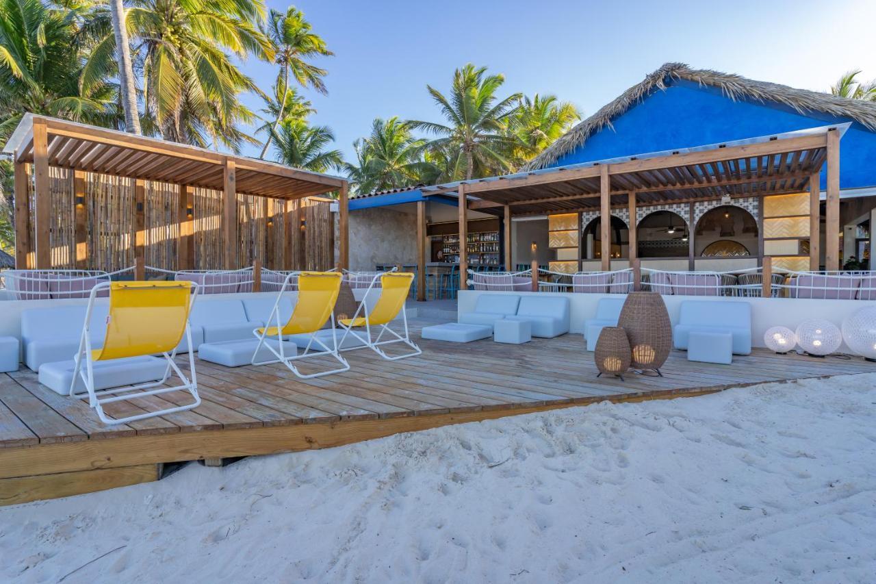 Caribe Deluxe Princess Punta Cana Esterno foto Beach bar in Tulum